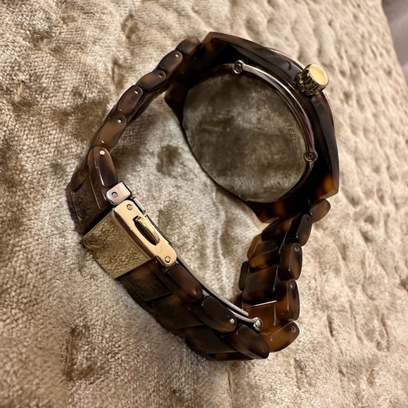 🎁 FOSSIL Stella Multifunction Tortoise Resin Watch - Picture 5 of 6